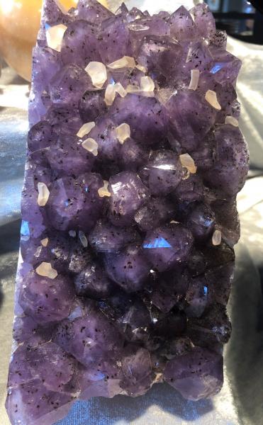 Amethyst mit Calcit Stufe